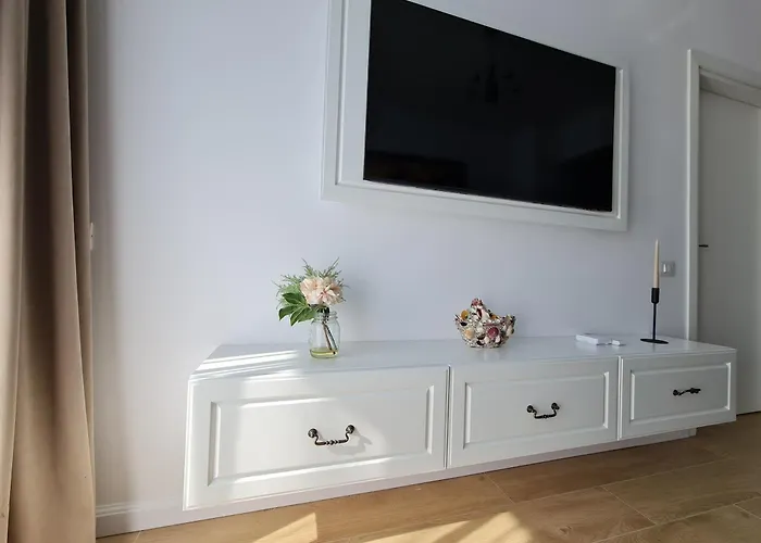 Sole 8 By Wave - Luxury 60mp Cu Terasa Si La Mare, Acces Direct Pe Plaja Ohiohi Beach- Mamaia Nord - Restaurant, Parcare Gratuita