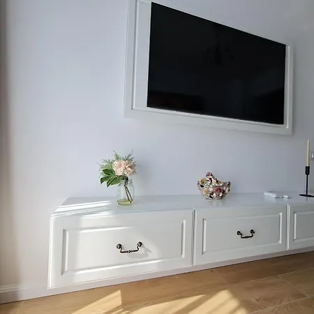 Sole 8 By Wave - Luxury 60mp Cu Terasa Si La Mare, Acces Direct Pe Plaja Ohiohi Beach- Mamaia Nord - Restaurant, Parcare Gratuita