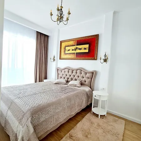 Appartement Sole 8 - Luxury Front Promenada, Mamaia Nord Năvodari