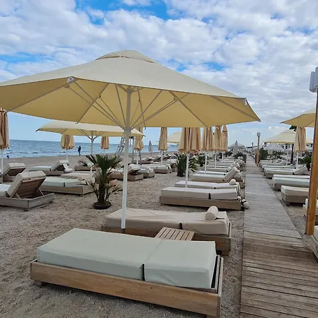 Sole 8 By Wave - Luxury 60mp Cu Terasa Si La Mare, Acces Direct Pe Plaja Ohiohi Beach- Mamaia Nord - Restaurant, Parcare Gratuita
