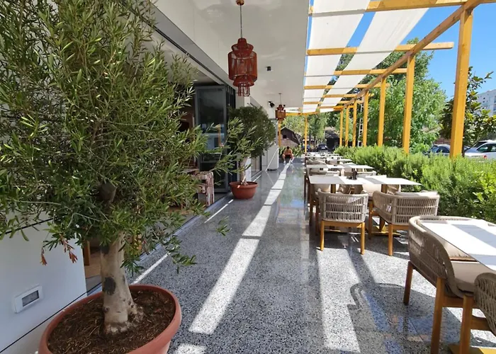 Sole 8 By Wave - Luxury 60mp Cu Terasa Si La Mare, Acces Direct Pe Plaja Ohiohi Beach- Mamaia Nord - Restaurant, Parcare Gratuita